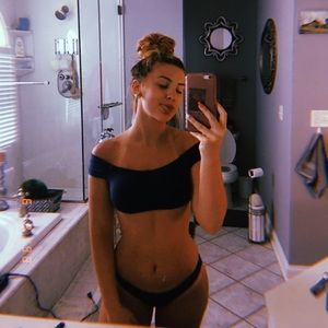 Meet your Posher, Zoe